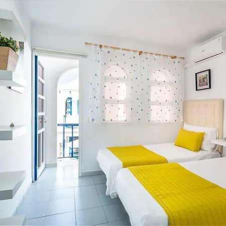 Playmar Apartment *